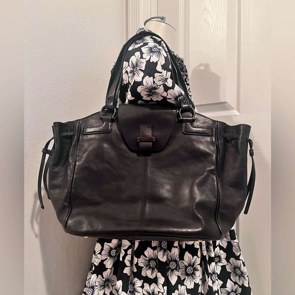 Salvatore Ferragamo Leather Tote Shoulder Hand Bag
